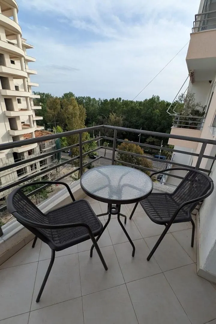 Sunshine Apartments Durres 0*,
